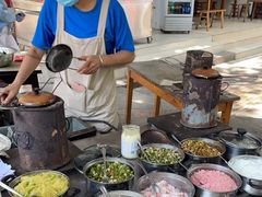 自助取餐区-兰烘糕