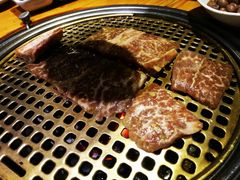 -唯成•韩国炭火烤肉 유성고기