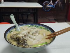 -明呈黄鱼面馆(斜土路店)