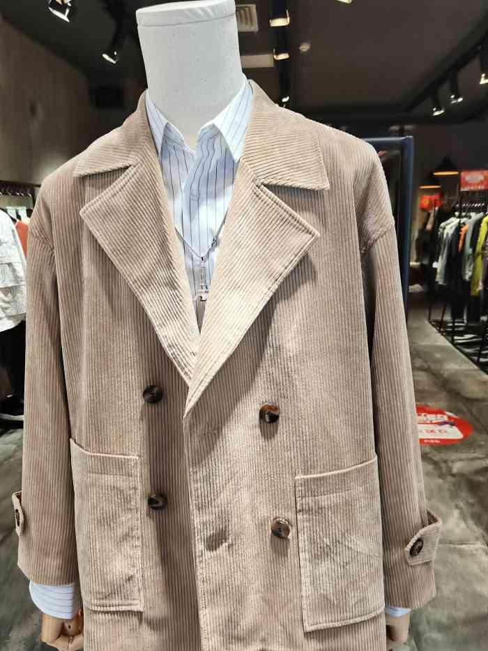 江南e柜(西单购物中心店)-"男朋友试了好多家的衣服,没一家合适的,最.