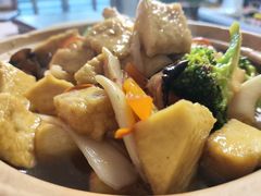 -天天向上素食餐厅(五台山店)