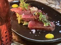 金枪鱼牛油果-BROWNSTONE布朗石西班牙餐厅(富城店)