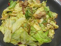 干锅手撕包心菜-和记小菜(大宁店)