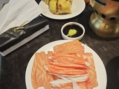 -川骄海鲜自助(王府井奥莱UP TOWN店原世界之花店)