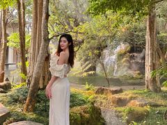 -Chom Cafe and Restaurant