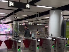 -皇庭广场-地下停车场