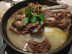 -沪小胖小龙虾(淮海中路旗舰店)
