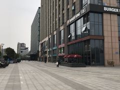 -紫荆广场·花漫里