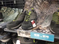 -迪卡侬(西华店)