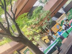 -Dough&Joe团憩(瑞虹天地月亮湾店)