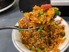 腊味煲仔饭-金龙·打边炉(南京西路店)