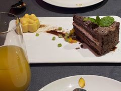 -YUE·6·西式融合餐厅(外滩六号店)