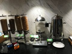 -西安钟楼北大街希尔顿欢朋酒店