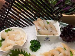 -红鼎豆捞·非遗鲍皇汤火锅(宝丰路店)