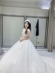 -Renee芮亦婚纱