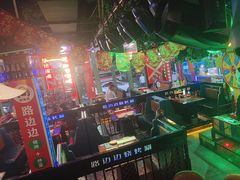 -路边边.炒菜烧烤.音乐餐厅(良乡长虹店)