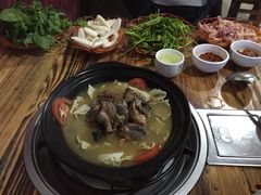 -阿婆情腊排骨火锅(金虹路店)