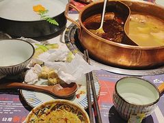 -牛村来人潮汕牛肉火锅(西单店)