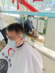 -阿兵荣辉美容理发有限公司