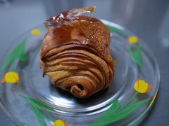 巧克力可颂-潮一不贰·法式甜品·生日蛋糕·西式简餐(外滩店)