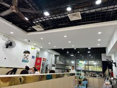 -老何家后安粉·糟粕醋海鲜火锅(三亚湾椰梦长廊店)