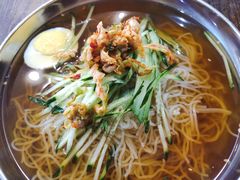 -韩风烤牛肉冷面店