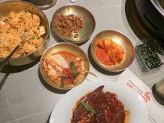 -草家酱蟹炭火烤肉店(珲春南路一店)