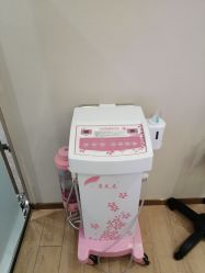 -香港倾城国际·美容美体中心