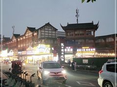 -张公桥美食街