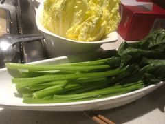 娃娃菜-海底捞火锅鲜切牛肉主题店(长寿路店)