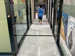 -雅致口腔门诊部(五羊邨地铁店)