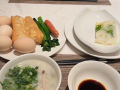 -深圳国际会展中心希尔顿酒店(前海华发冰雪世界店)