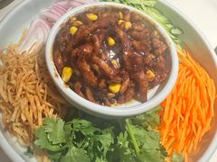 招牌京酱肉丝-额娘·春饼烤鸭(华北七楼创始店)