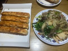 -铸钟褡裢火烧(西三环紫竹桥店)