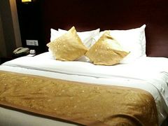 -绍兴鉴湖君澜大酒店