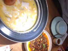-九锅一堂酸菜鱼(新南凯德直营店)