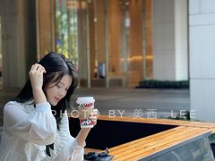 景观位-星巴克臻选(深圳嘉里建设广场店)