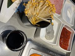 -海底捞火锅(杭州滨江九宜城店)