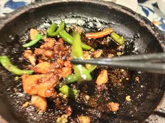 酱爆石锅蛙-绿茶餐厅(王府井永宁门店)