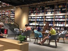 -覔书店(壹方城店)