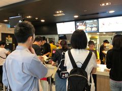 -麦当劳(水坑尾街店)