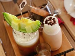 -Mark&Mars Restaurant