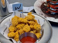 -W COLLECTIVE  DESSERT SHOP