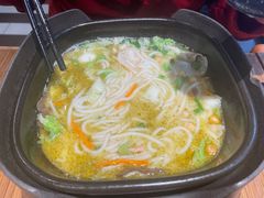 -阿香米线(大唐西市大润发店)