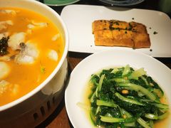-粗茶淡饭·隐庐私厨(东亭店)