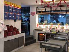 -有红鸡毛店·川菜(建设路店)