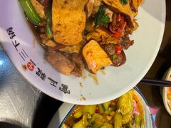 -富正毅三下锅·湘西韵味(天门山索道店)