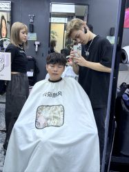 -藤野造型专业烫染接发