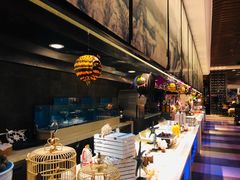 -唐拉雅秀酒店-西锦汇空中BBQ·思创餐厅