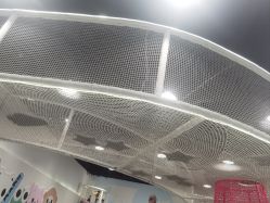 -MINI MARS KIDS CLUB亲子家庭中心(长宁天山店)